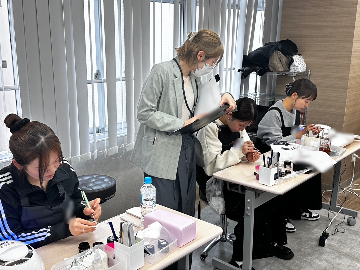 ネイリスト求人 | ネイリストの求人情報公式サイト | ABCネイル 銀座・新宿・池袋