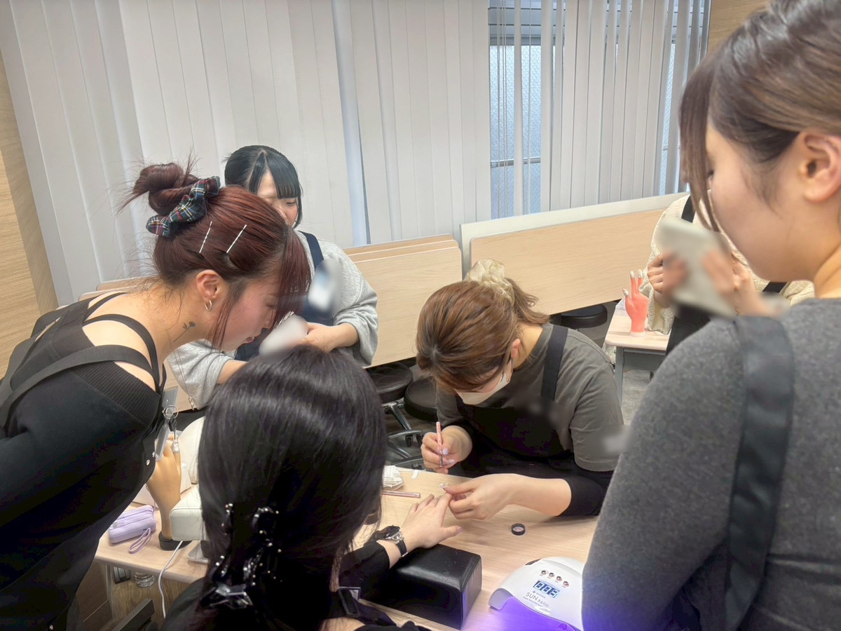 ネイリスト求人 | ネイリストの求人情報公式サイト | ABCネイル 銀座・新宿・池袋