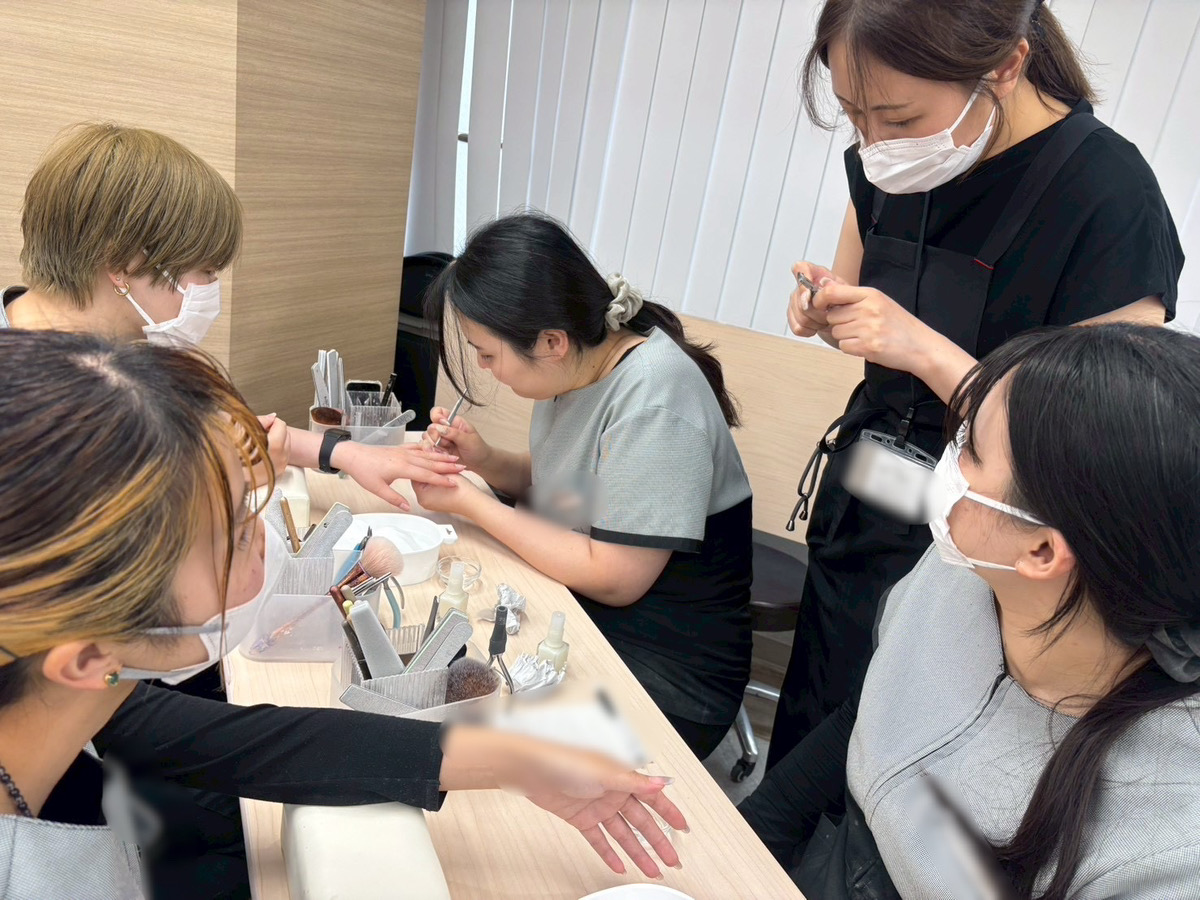 ネイリスト求人 | ネイリストの求人情報公式サイト | ABCネイル 銀座・新宿・池袋