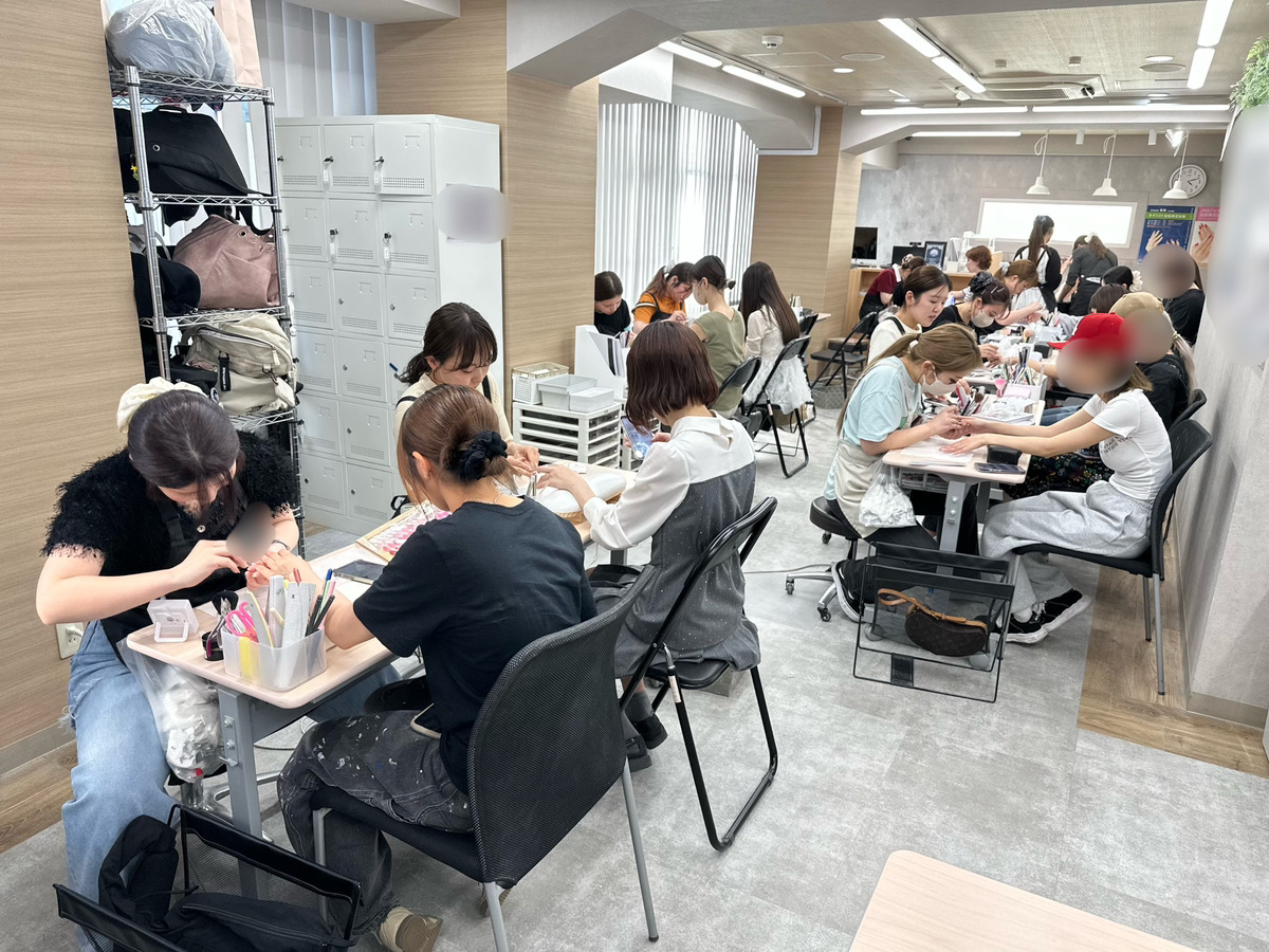 ネイリスト求人 | ネイリストの求人情報公式サイト | ABCネイル 銀座・新宿・池袋