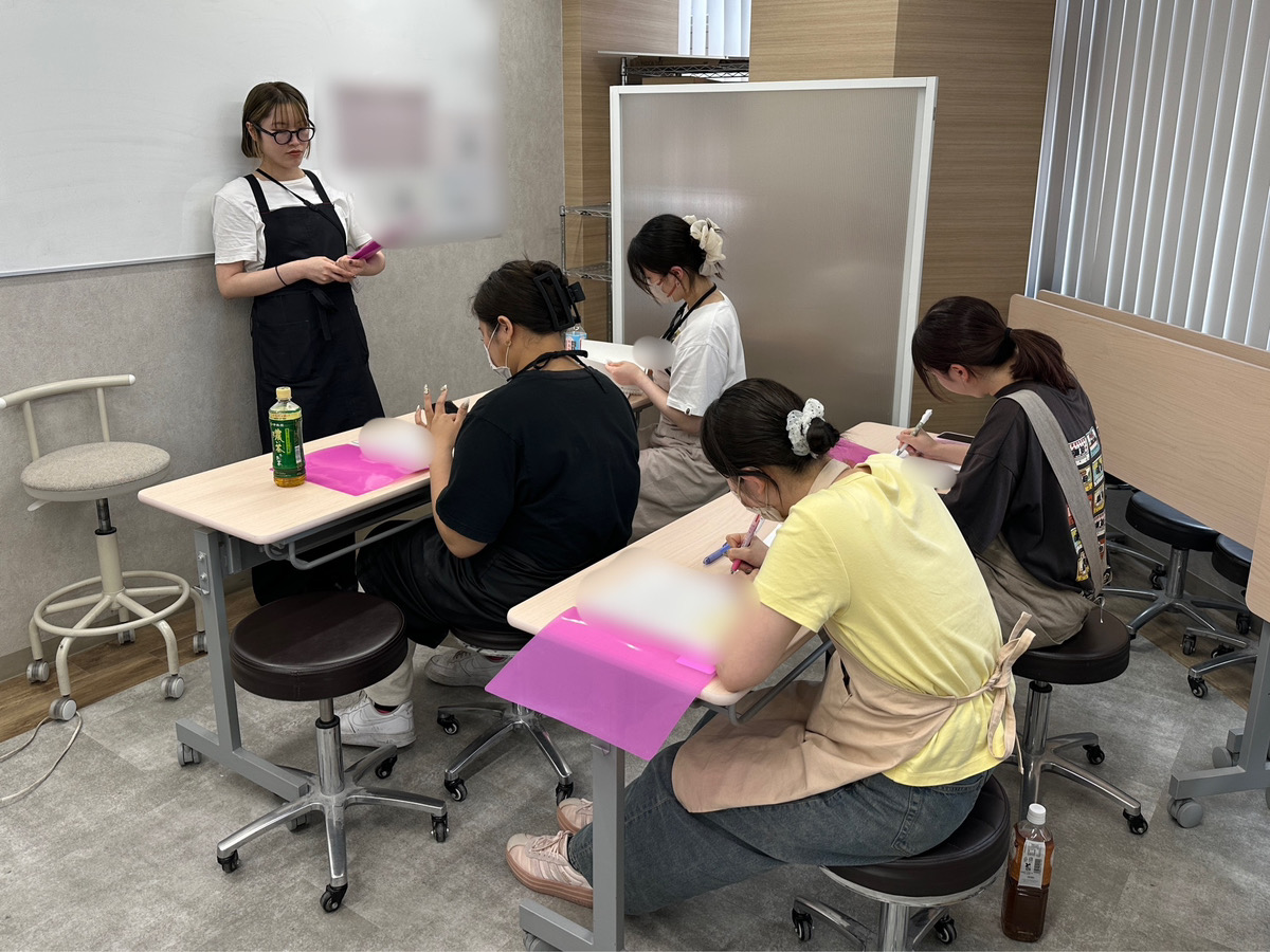 ネイリスト求人 | ネイリストの求人情報公式サイト | ABCネイル 銀座・新宿・池袋